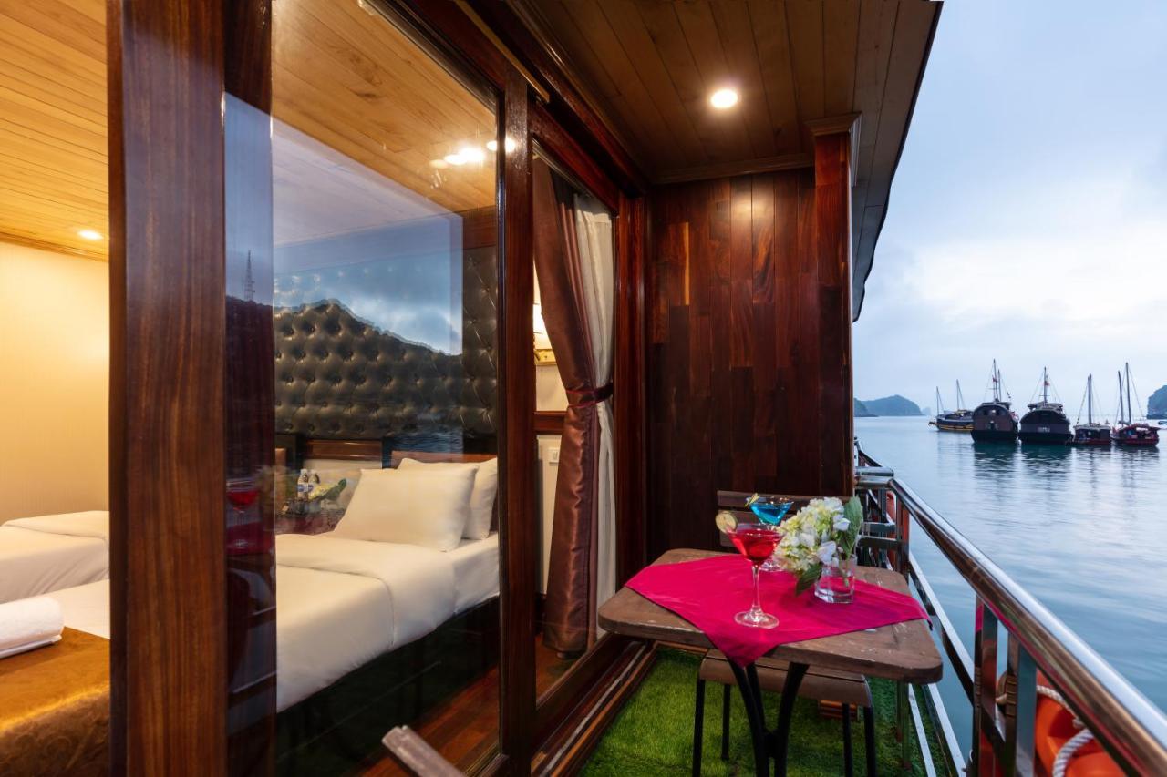 Harmony Boutique Cruises Hotel Ha Long Exterior photo